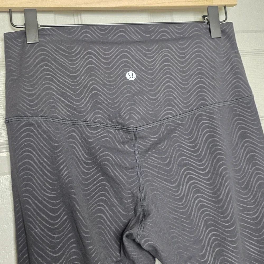 Lululemon Align High-Rise Crop 23